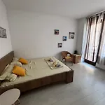 Taz * Năvodari